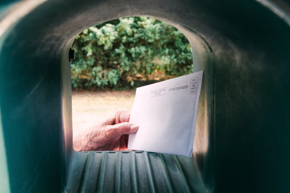 BE SEEN by Your Target Audience with Direct Mail Marketing